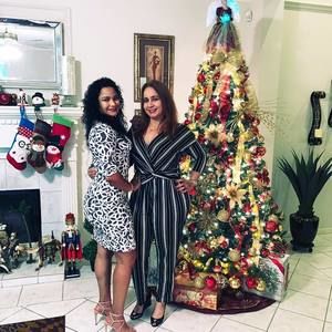 Meet your Posher, Virgen caridad